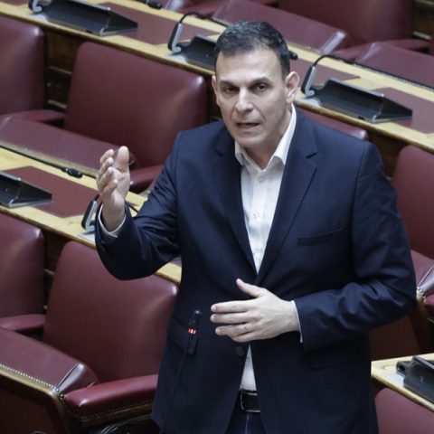 Σκάνδαλο ΟΠΕΚΕΠΕ - Καραμέρος: Το Μαξίμου ζει τις τελευταίες μέρες της Πομπηΐας