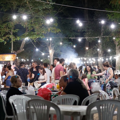 Μυτιλήνη: Τον μαχαίρωσε 18 φορές σε πανηγύρι «για τα μάτια μιας ωραίας νεαρής γυναίκας»