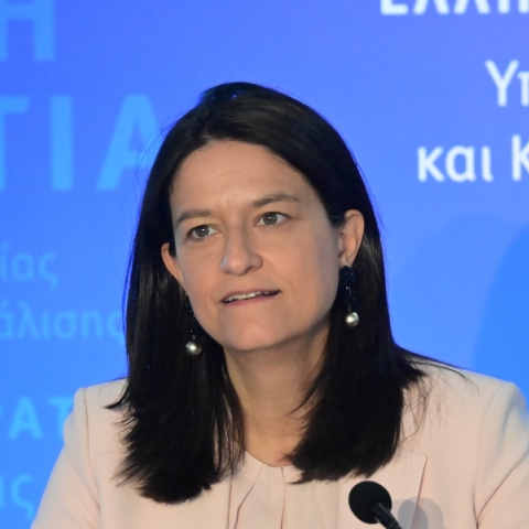 Η υπουργός Εργασίας και Κοινωνικής Ασφάλισης, Νίκη Κεραμέως
