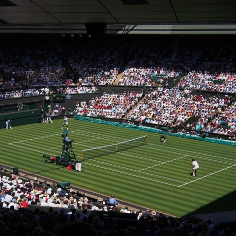 Γουίμπλεντον: Οι άγραφοι κανόνες συμπεριφοράς και ενδυμασίας του πιο βρετανικού τουρνουά