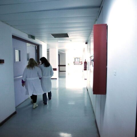 Συνελήφθησαν δυο ψυχίατροι στο Δαφνί - Αντίδρασης της Ελληνικής Ψυχιατρικής Εταιρείας