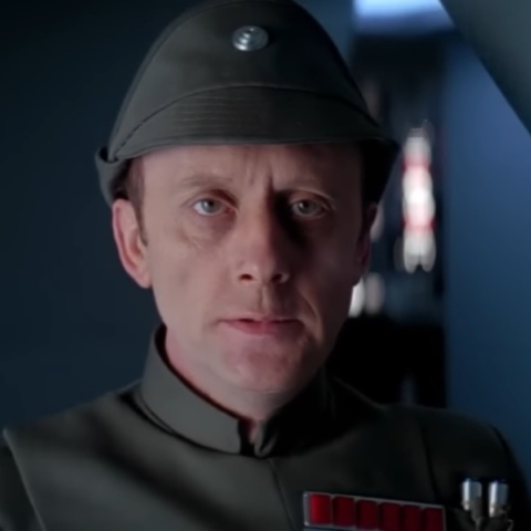 Ο Κένεθ Κόλεϊ ως ναύαρχος Πίετ στην ταινία «Star Wars: The Empire Strikes Back» 