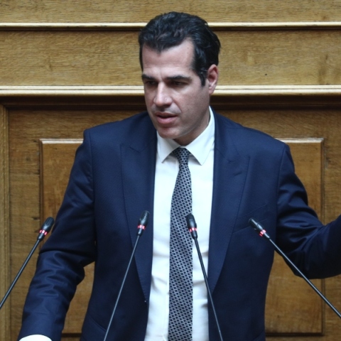 Ο υπουργός Μετανάστευσης, Θάνος Πλεύρης 