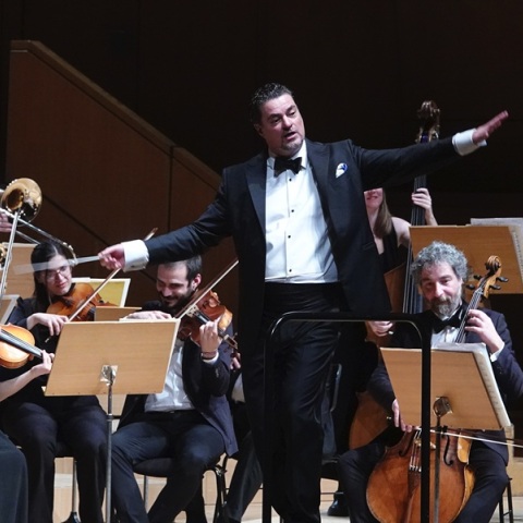 O Γιώργος Πέτρου με την Καμεράτα στην Αρχαία Μεσσήνη