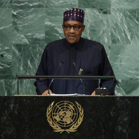 Ο Πρόεδρος Μουχαμάντου Μπουχάρι της Νιγηρίας εκφωνεί την ομιλία του κατά τη διάρκεια της 77ης Γενικής Συζήτησης στην Αίθουσα της Γενικής Συνέλευσης στην έδρα των Ηνωμένων Εθνών στη Νέα Υόρκη.