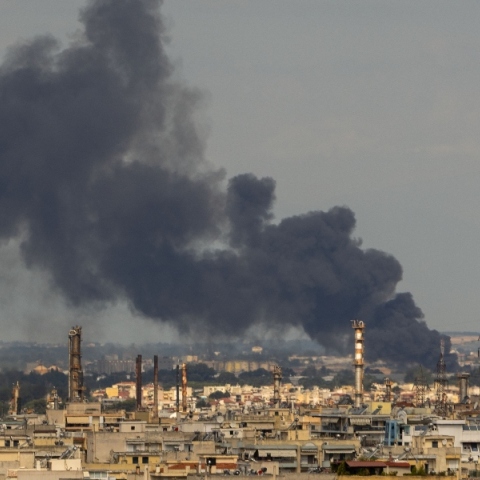 Φωτιά στη Σίνδο