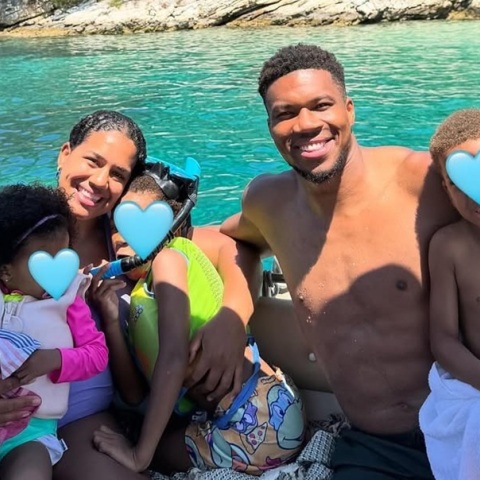 Γιάννης Αντετοκούνμπο: Η επική φάρσα στην Μαράια επειδή δεν τον αφήνει να γίνει...streamer