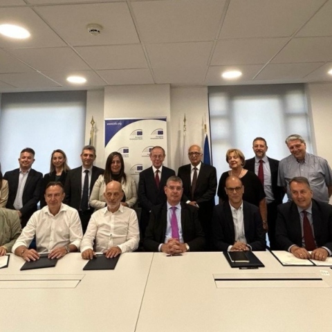 Συνεργασία του Δήμου Αθηναίων με την ΕΤΕπ, για την κλιματική ουδετερότητα της πρωτεύουσας	