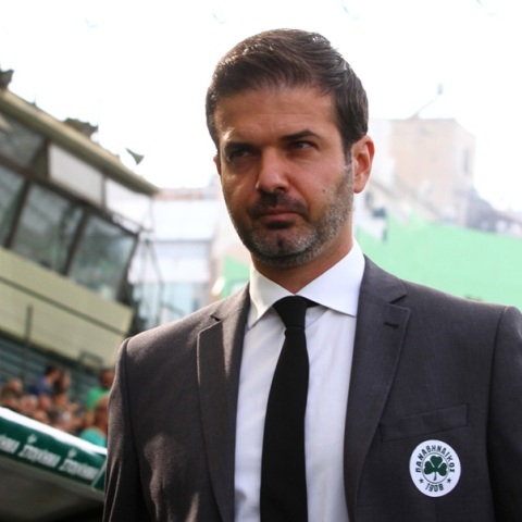 Ο πρώην προπονητής του Παναθηναϊκού Αντρέα Στραματσόνι έσωσε δύο κορίτσια από πνιγμό στη θάλασσα