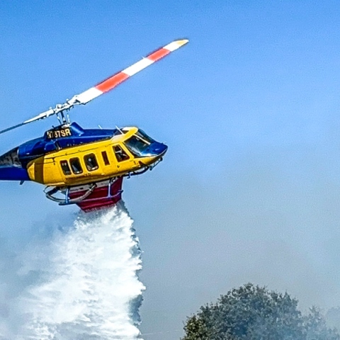 Φωτιά, ελικοπτερο