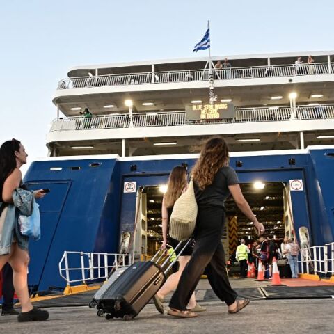 Αυξημένη κίνηση σε λιμάνια από τους αδειούχους Αυγούστου