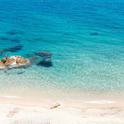 Ροδόπη: Τι έδειξε η ιατροδικαστική εξέταση για το θάνατο της 11χρονης στη θάλασσα