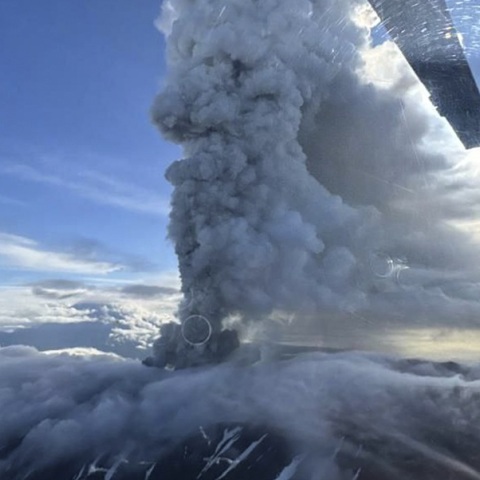 Ηφαίστειο στη Ρωσία εξερράγη για πρώτη φορά μετά τον 15ο αιώνα 