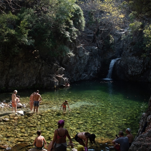 Σαμοθράκη, βάθρες