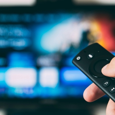 Ποινικό αδίκημα η πρόσβαση σε πειρατικό περιεχόμενο - Πρόστιμα 750 έως 5.000 ευρώ