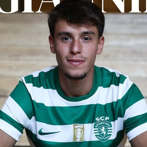 Επίσημα στην Σπόρτινγκ Λισαβόνας με το «13» ο Γιώργος Βαγιαννίδης
