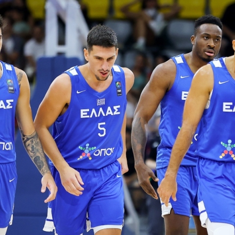 Παναγιώτης Καλαϊτζάκης, Θανάσης Αντετοκούνμπο, Κώστας Σλούκας και Γιαννούλης Λαρεντζάκης