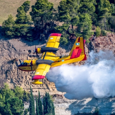 Φωτιά, αεροπλανο