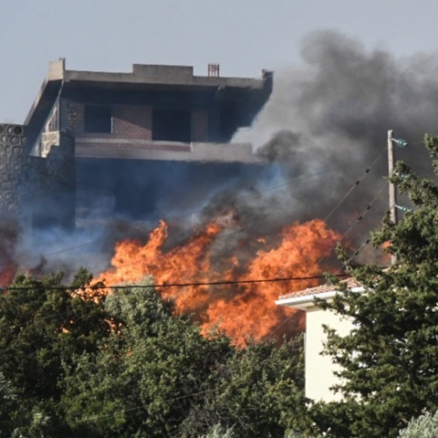 Φωτιά στην Αχαΐα: Νέο μήνυμα από το 112 για εκκένωση της περιοχής Μπάλας προς Πάτρα