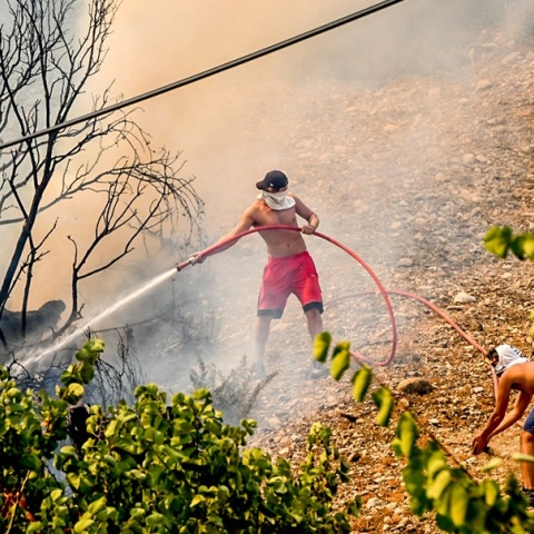 Πού έχει φωτιά τώρα – Live χάρτης με τα πύρινα μέτωπα στην Ελλάδα