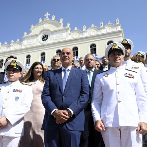 Ο υπουργός Εθνικής Άμυνας Νίκος Δένδιας στην Τήνο