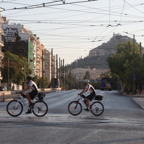 Ποδηλάτες στη βασιλίσσης Όλγας