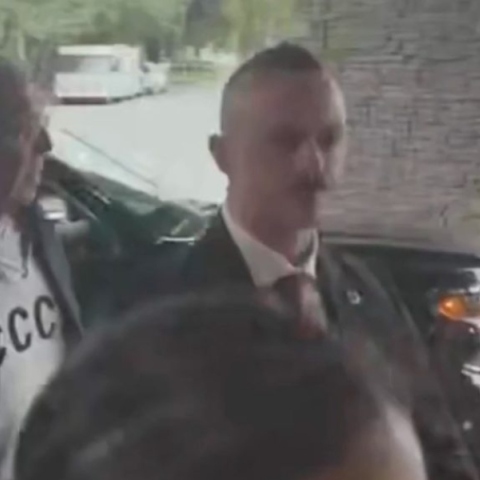 O Ρώσος υπουργός Εξωτερικών Σεργκέι Λαβρόφ με φούτερ «ΕΣΣΔ»