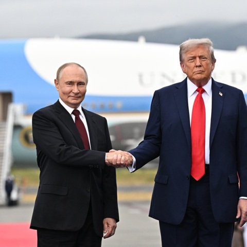 Οι αντιδράσεις της Δύσης μετά τη συνάντηση του Τραμπ με τον Πούτιν στην Αλάσκα