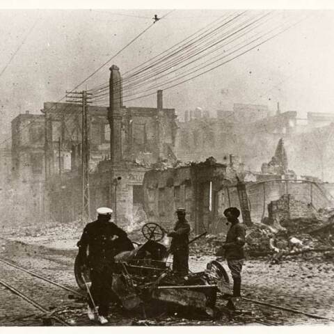 Εικόνα της πόλης κατά τη διάρκεια της πυρκαγιάς