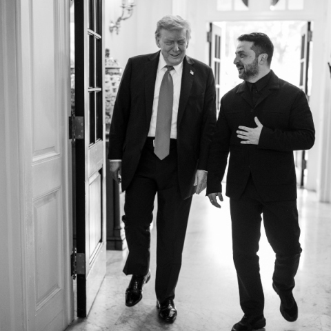 Ντόναλντ Τραμπ και Βολοντίμιρ Ζελένσκι στον Λευκό Οίκο