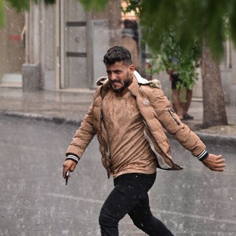 Βροχερός ο καιρός σήμερα 