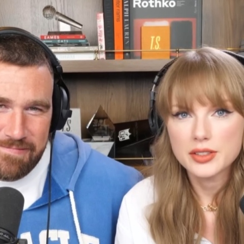Τέιλορ Σουίφτ και Τράβις Κέλσι στο podcast «New Heights» 