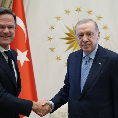 DW: Η Τουρκία θέλει ρόλο στις διαδικασίες διαπραγμάτευσης για την Ουκρανία