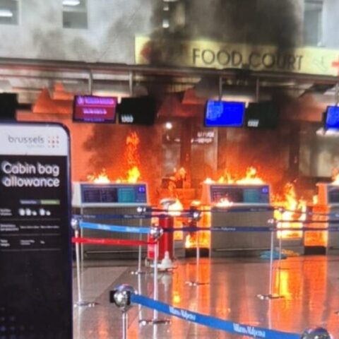 Πανικός σε αεροδρόμιο του Μιλάνου – Άνδρας προκάλεσε φωτιά και ζημιές στους χώρους του check-in