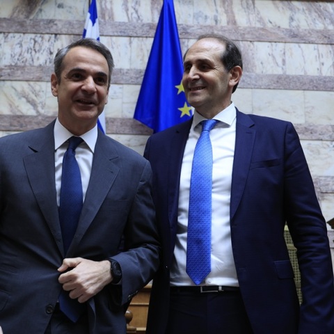 Μητσοτάκης για Βεσυρόπουλο: Αφοσιωμένος στο καθήκον και αγαπητός συνεργάτης