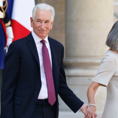 O πρέσβης των ΗΠΑ στη Γαλλία, Τσαρλς Κούσνερ με τη συζυγό του