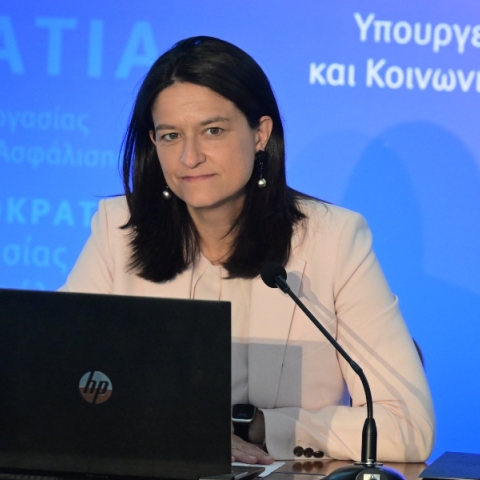 Η υπουργός Εργασίας και Κοινωνικής Ασφάλειας, Νίκη Κεραμέως