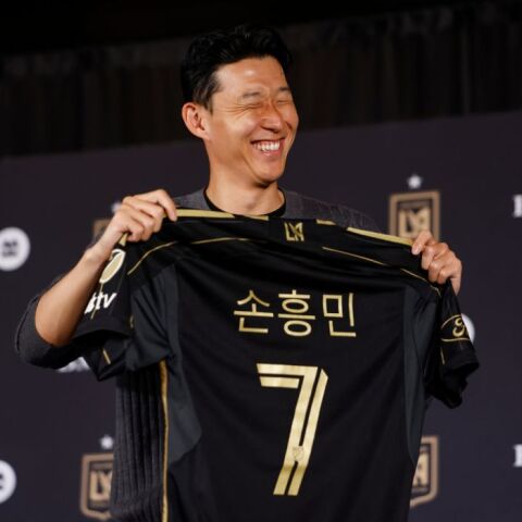 Η φανέλα αθλητή που πουλάει περισσότερο από οποιαδήποτε άλλη στον κόσμο