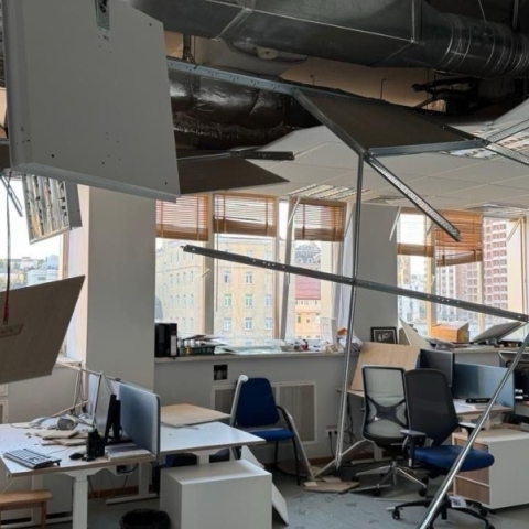 βομβαρδισμενο κτηριο