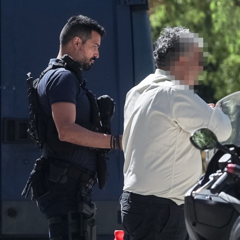 Παλλήνη: Προφυλακιστέος ο δημοτικός υπάλληλος που κατηγορείται για εμπρησμό - «Λάθος άνθρωπο πιάσατε»