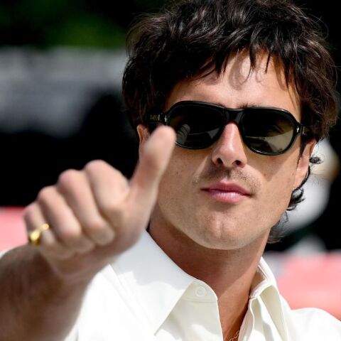 Ένταση στο κόκκινο χαλί: Ο Τζέικομπ Eλόρντι συγκρούστηκε με αξιωματούχο του Φεστιβάλ Βενετίας