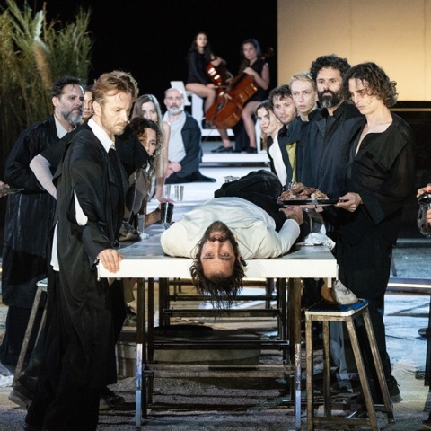 «ζ-η-θ, ο Ξένος» του Μιχαήλ Μαρμαρινού