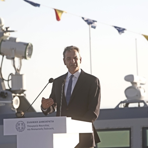 Ο Κυριάκος Μητσοτάκης κατά τη διάρκεια της εκδήλωσης παράδοσης - παραλαβής πέντε νέων περιπολικών σκαφών	 