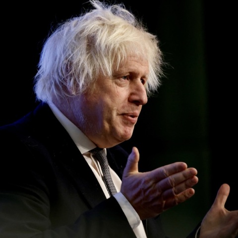 Μπόρις Τζόνσον: «Αηδιαστική» η υποδοχή Πούτιν από τον Τραμπ στην Αλάσκα