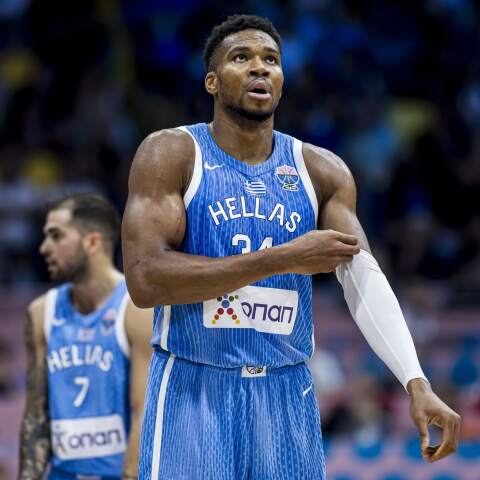 Αδιανόητος Γιάννης Aντετοκούνμπο – Για μία ασίστ έχασε το ιστορικό triple double