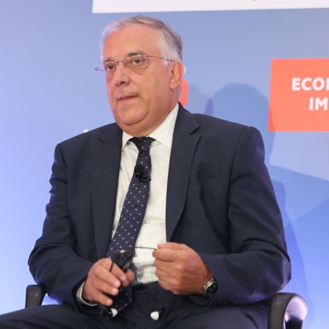 Θεοδωρικάκος στο συνέδριο Economist:  Η Ελλάδα κινείται στην κατεύθυνση αλλαγής παραγωγικού μοντέλου