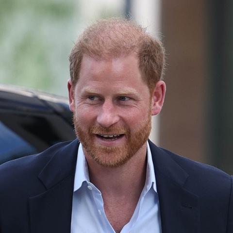 Η σιωπή έσπασε: Τι υποδηλώνει η συνάντηση του πρίγκιπα Χάρι με τον Βασιλιά Κάρολο 