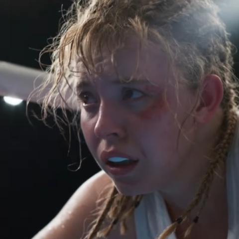 Η Σίντνεϊ Σουίνι ενσαρκώνει την πρωτοπόρο της γυναικείας πυγμαχίας, Κρίστι Μάρτιν