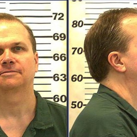 Απορρίφθηκε για 14η φορά η αίτηση αποφυλάκισης του δολοφόνου του Τζον Λένον