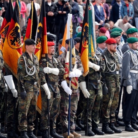 Μέλη των Γερμανικών Ενόπλων Δυνάμεων στο Βίλνιους της Λιθουανίας